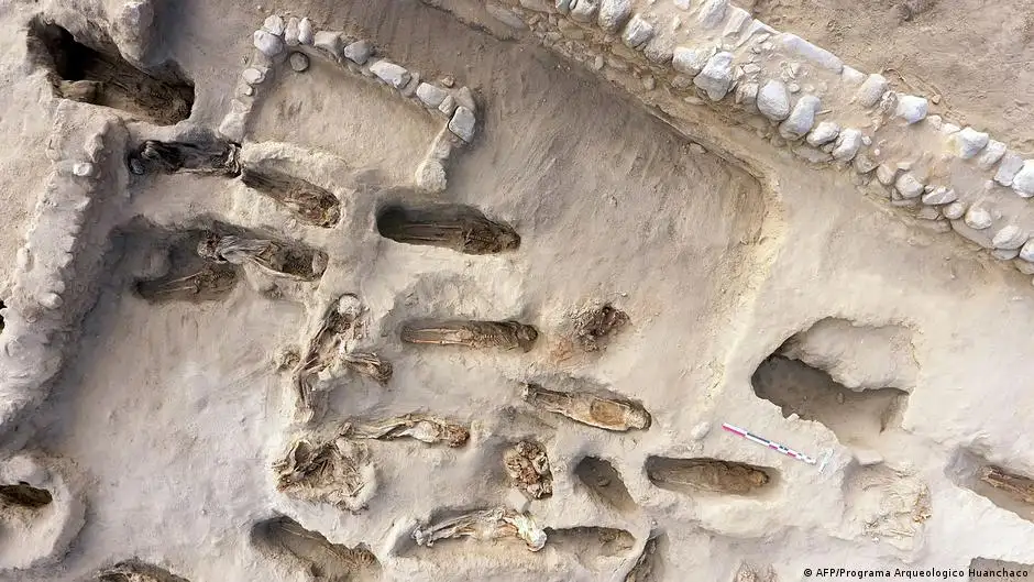 Perú: descubren tumbas de 76 niños sacrificados en rituales