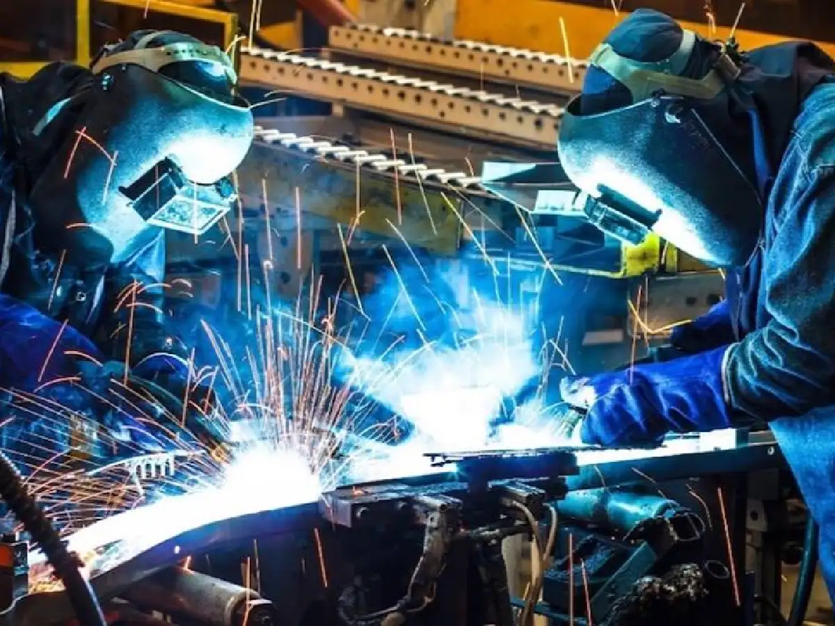 La UOM y empresarios cerraron una paritaria de 18% trimestral