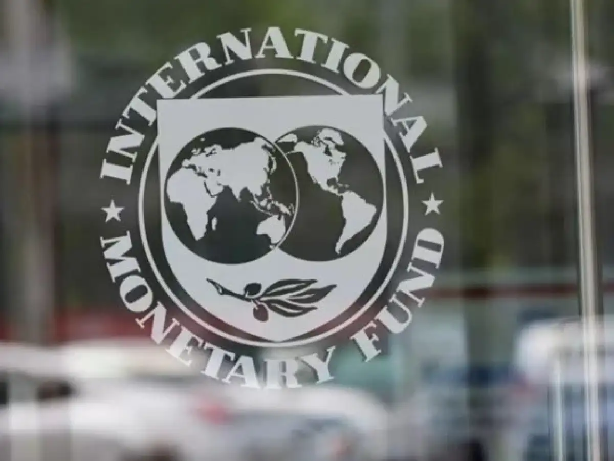 El FMI aprobó la revisión del tercer trimestre y desembolsó US$ 6.000 millones
