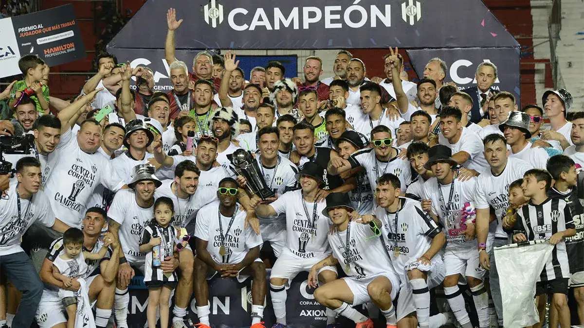 El "Ferroviario" se consagró campeón de la Copa Argentina.
