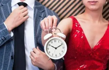 Un cálculo permite saber cuál es la edad justa para casarse