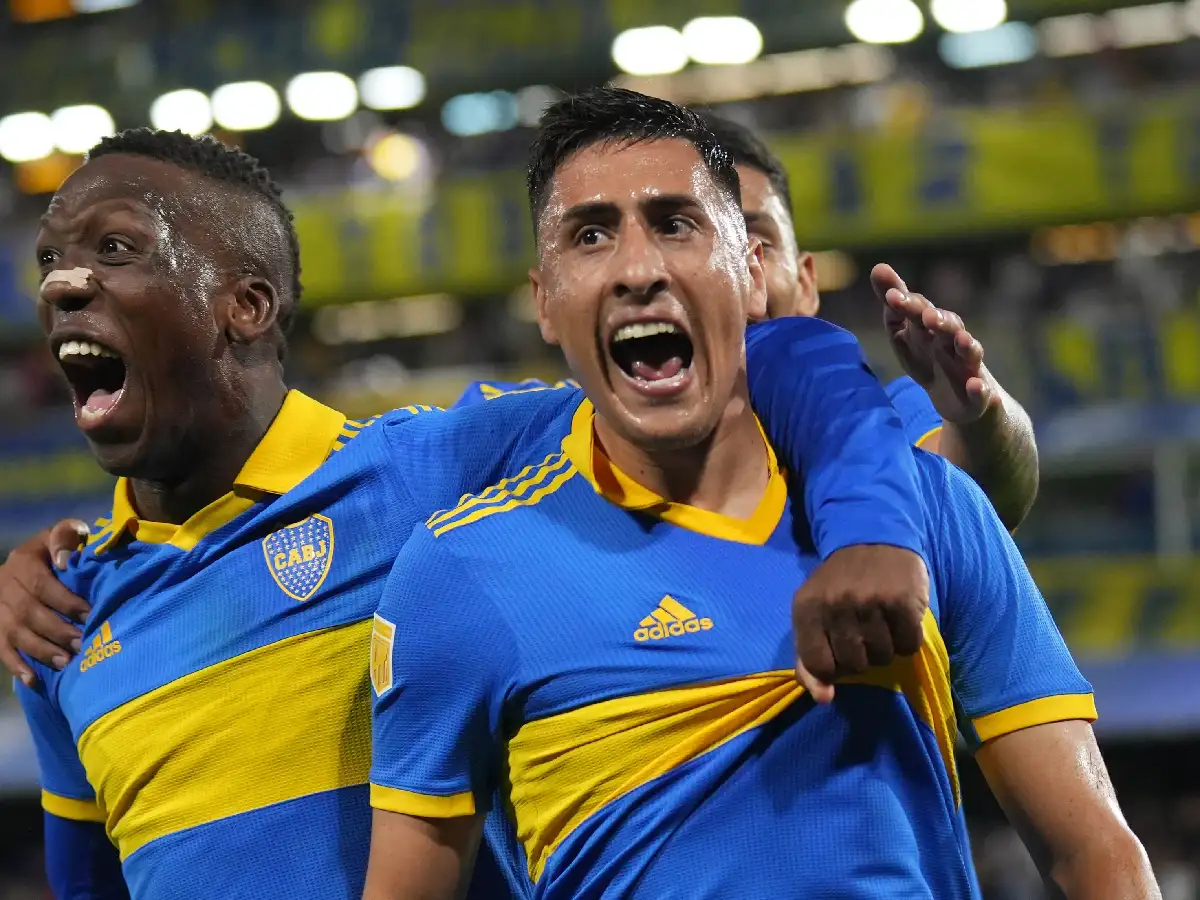 Boca superó con autoridad a Racing 