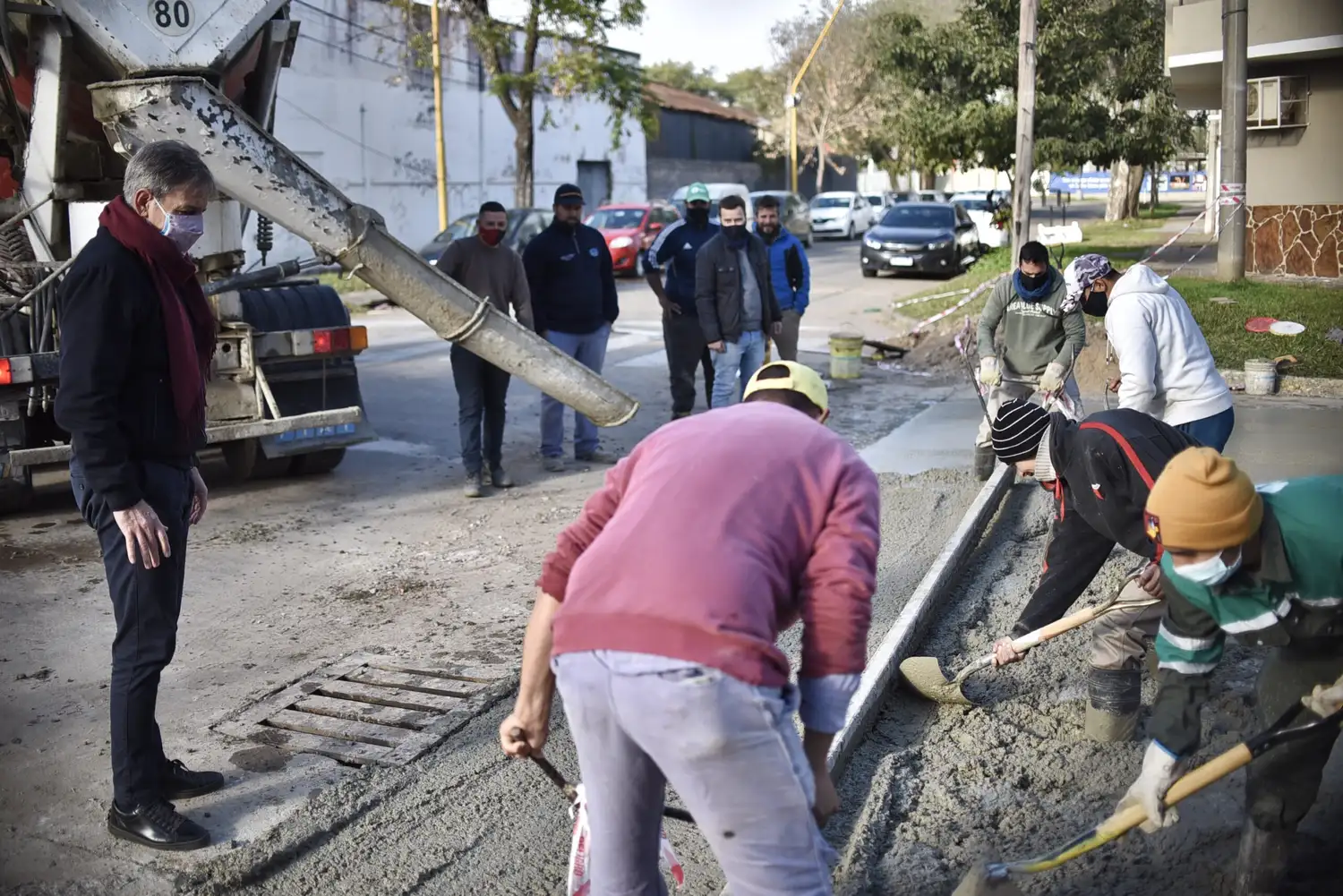 Jatón recorrió las obras de bacheo que se iniciaron en Candioti Sur
