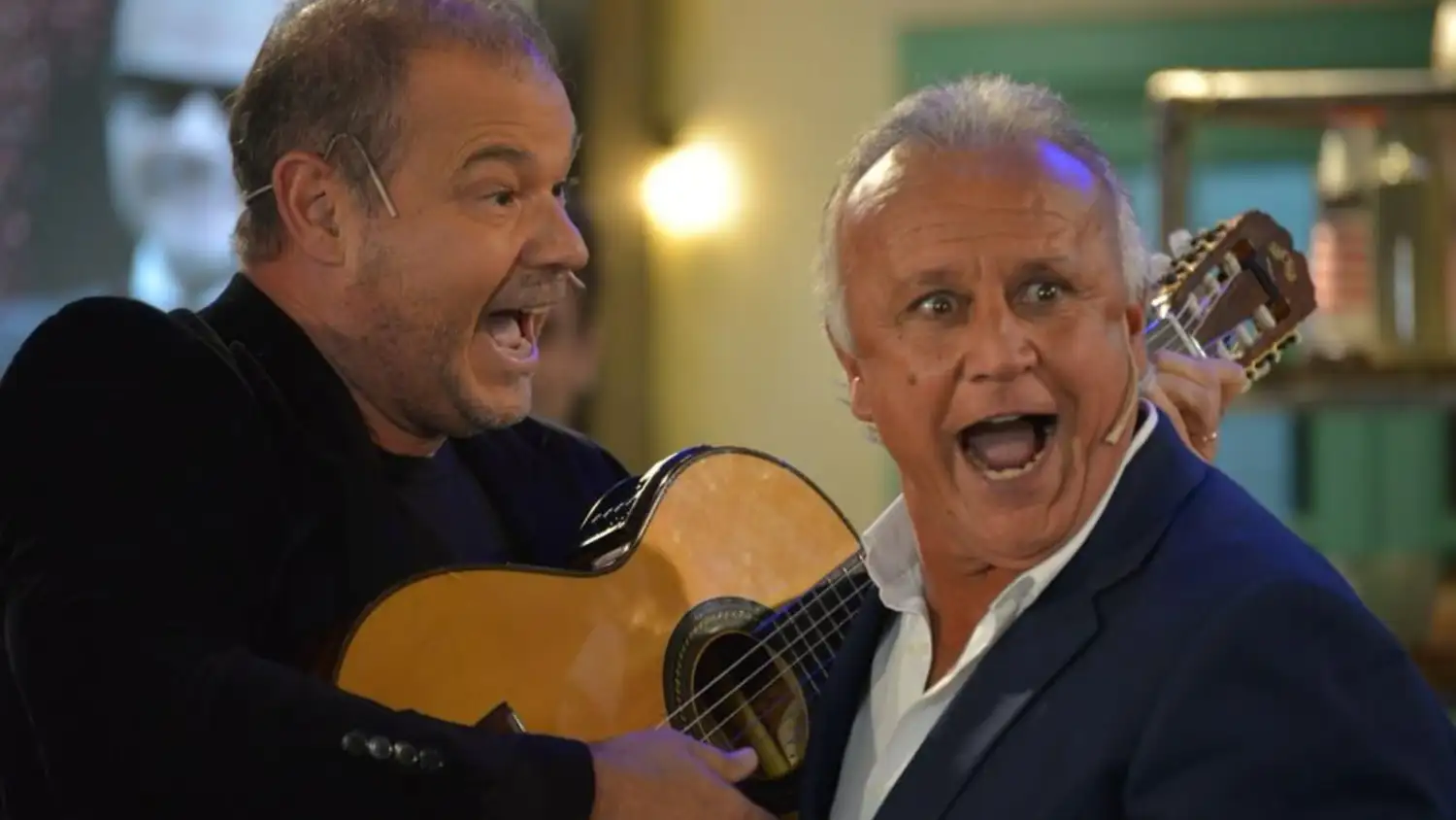 Chino Volpato y Miguel del Sel se conocen hace 44 años y muestran su química en el escenario.