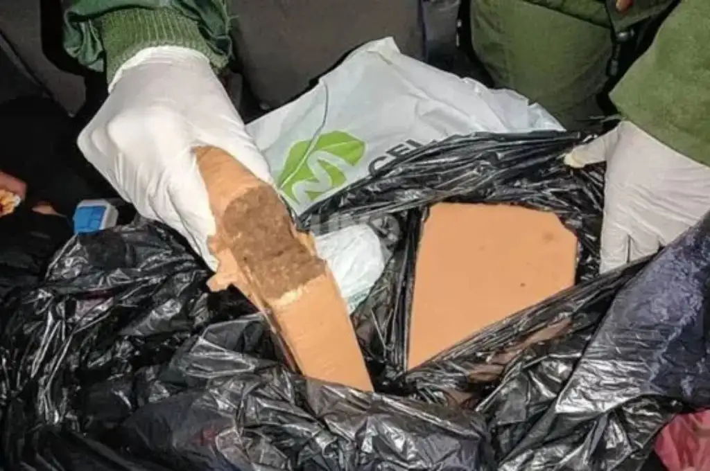 Detienen a una mujer que trasladaba marihuana y cocaína desde Santa Fe a Reconquista