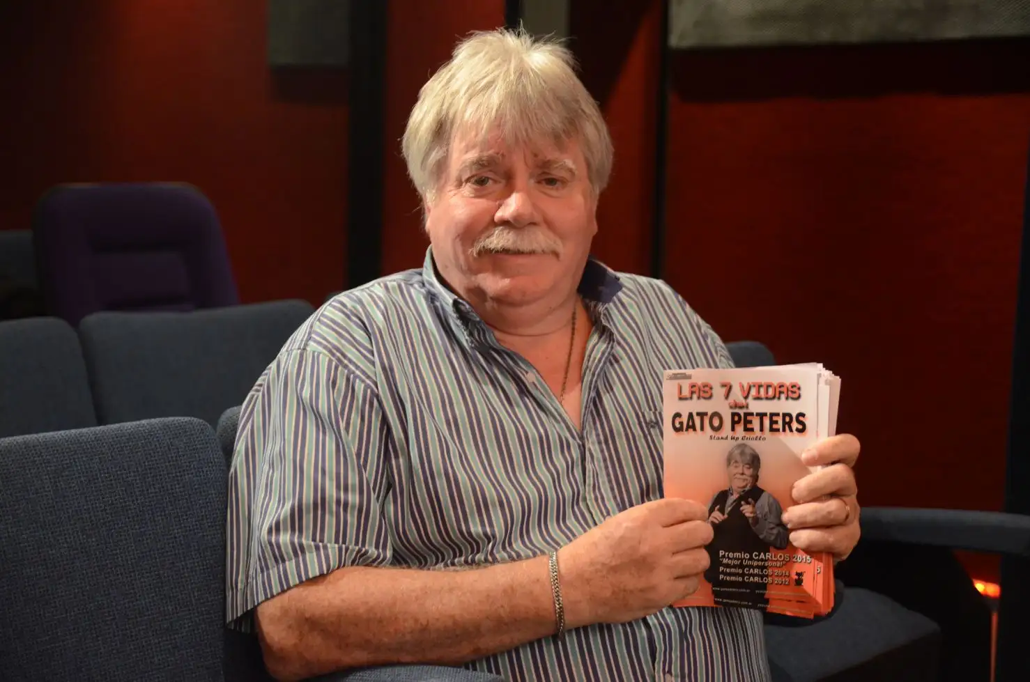 Gato Peters: “Practico el arte de enhebrar historias”