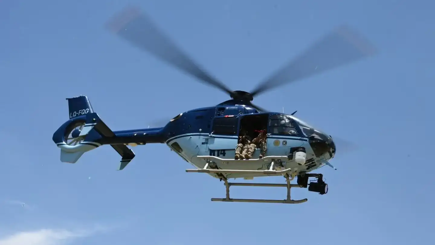 La aeronave tenía como destino la provincia de La Rioja para prestar asistencia en la contención de un foco ígneo activo.
