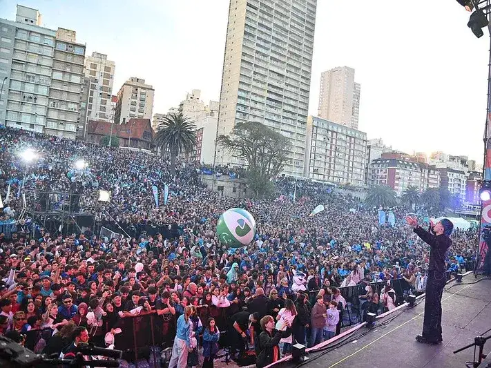 El gobernador participará este lunes del acto inaugural en el Paseo Hermitage, desde las 15, con un show principal de Tiago PZK. La competencia se extenderá hasta el viernes 23 de octubre y reunirá a delegaciones de los 135 municipios bonaerenses.