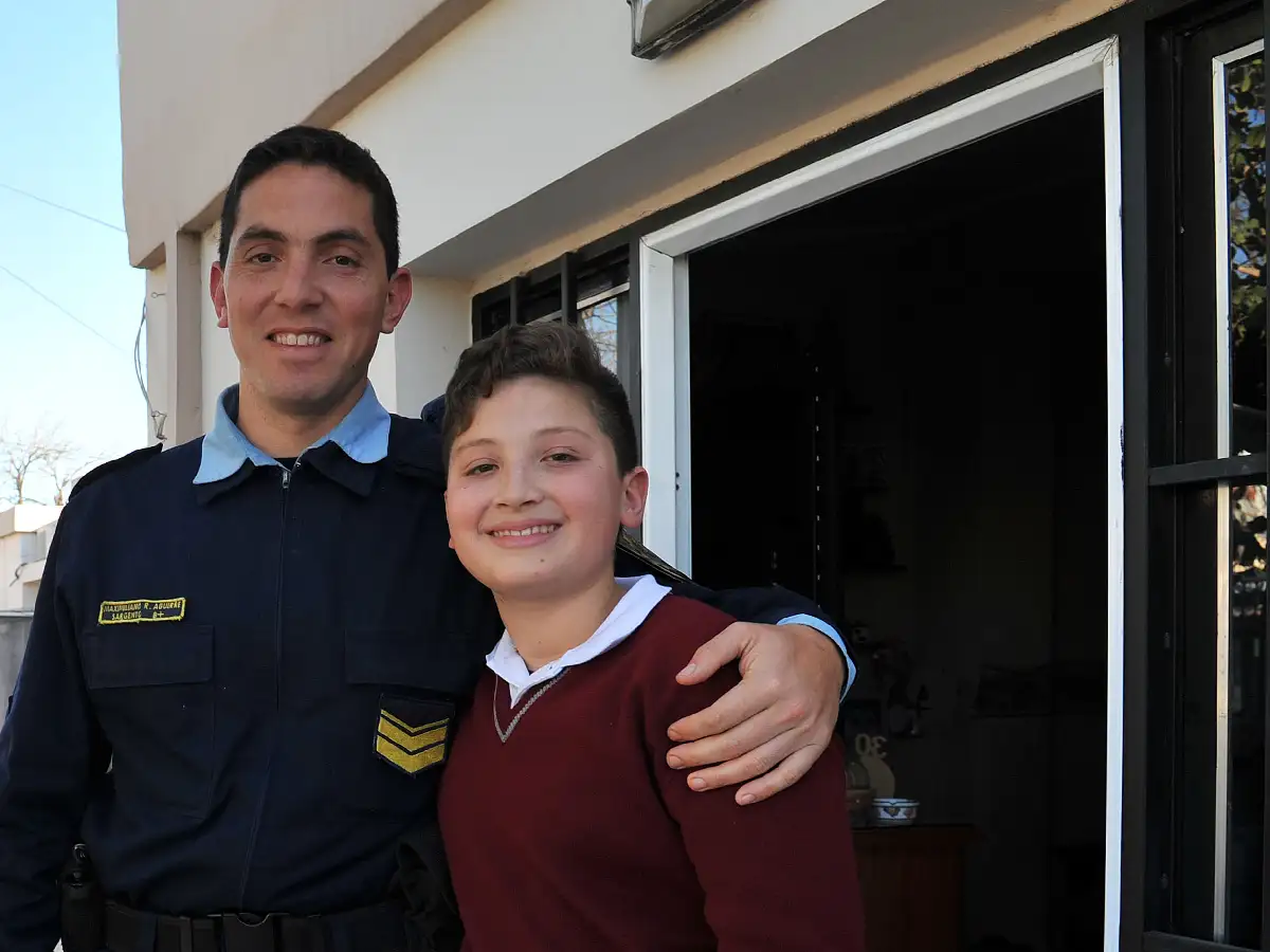 Tiene 13 años, encontró una billetera  con dinero, la devolvió y se negó a recibir recompensa