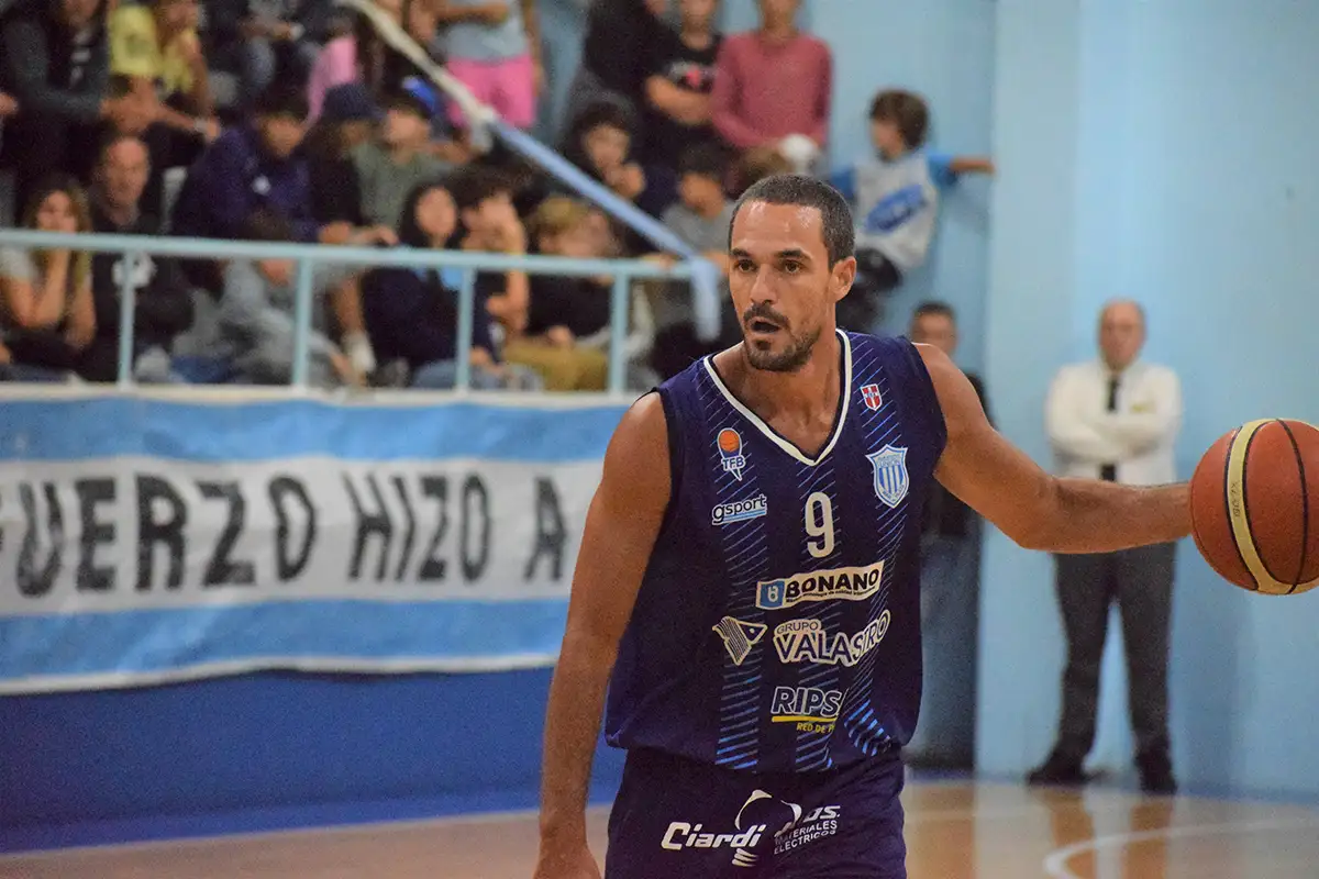 Cristian Cadillac seguirá en Unión