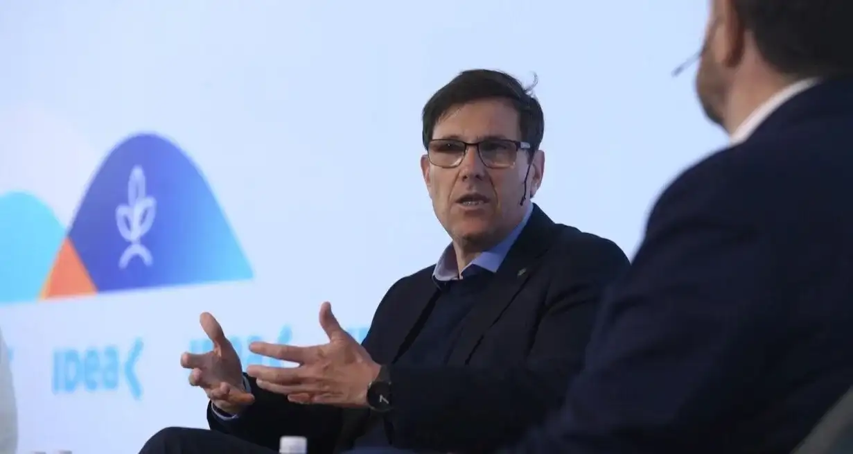 "El gran déficit de la educación argentina es de la dirigencia", dijo el ministro santafesino."El gran déficit de la educación argentina es de la dirigencia", dijo el ministro santafesino.