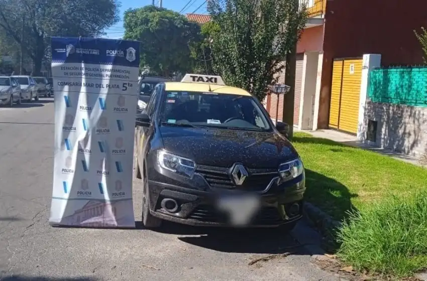 Se tomó un taxi y cuando llegó al destino le robó el celular, la billetera y el auto