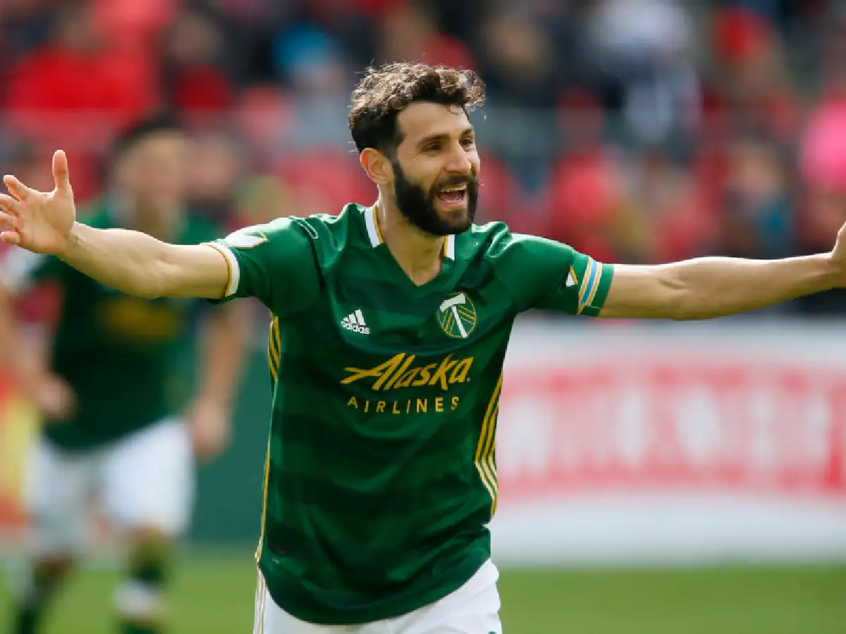 Valeri renovó su vínculo con Portland Timbers