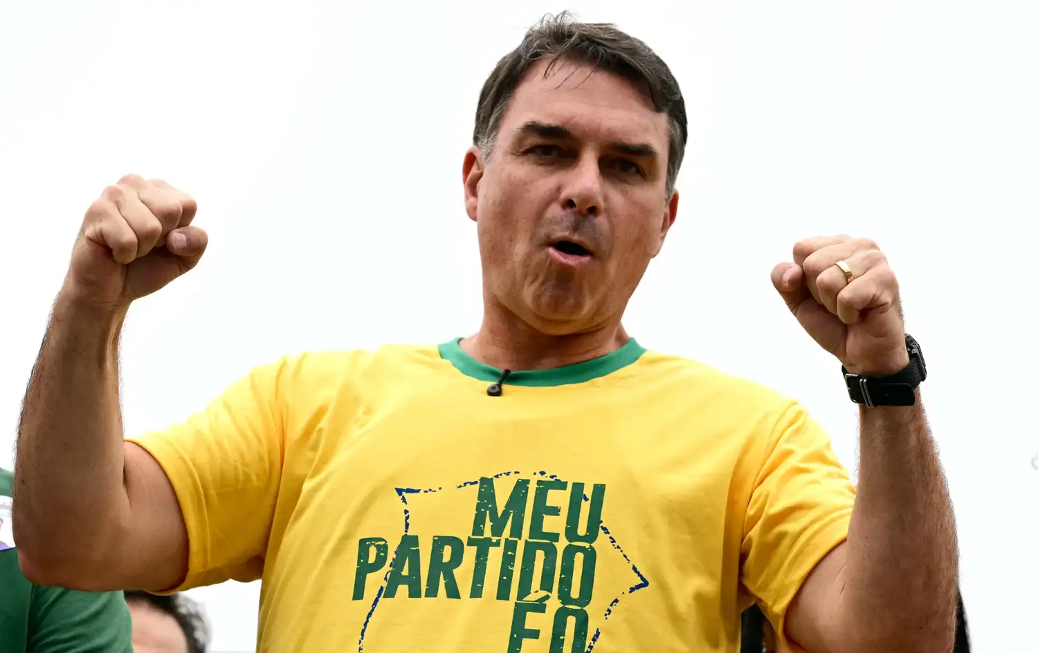 Investigan a Flávio Bolsonaro por supuesta corrupción en el financiamiento de una película sobre su padre