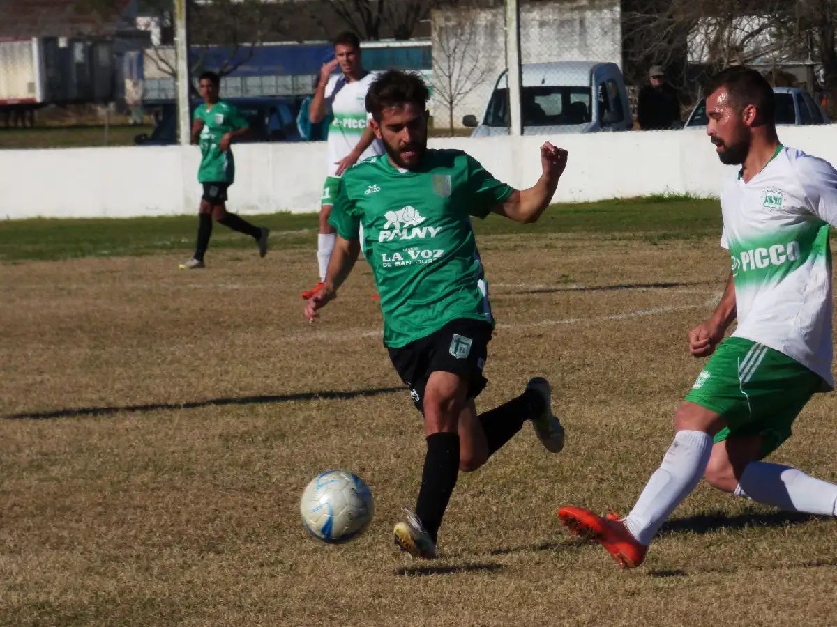 Comienza la pulseada por el título