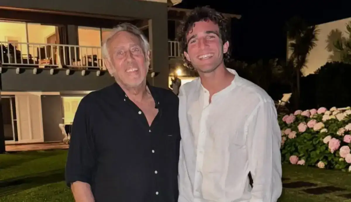Valentín Yan reapareció con una foto junto a su hermano y su abuelo.