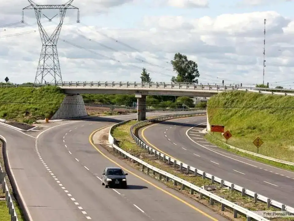 El Gobierno busca más inversión privada para las rutas nacionales.