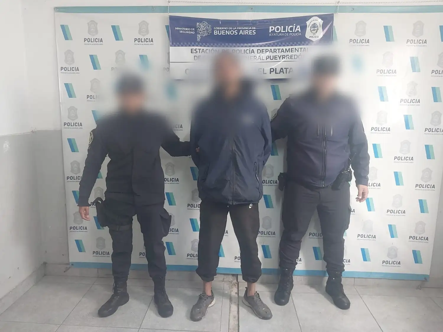 El detenido fue atendido por una ambulancia del SAME.