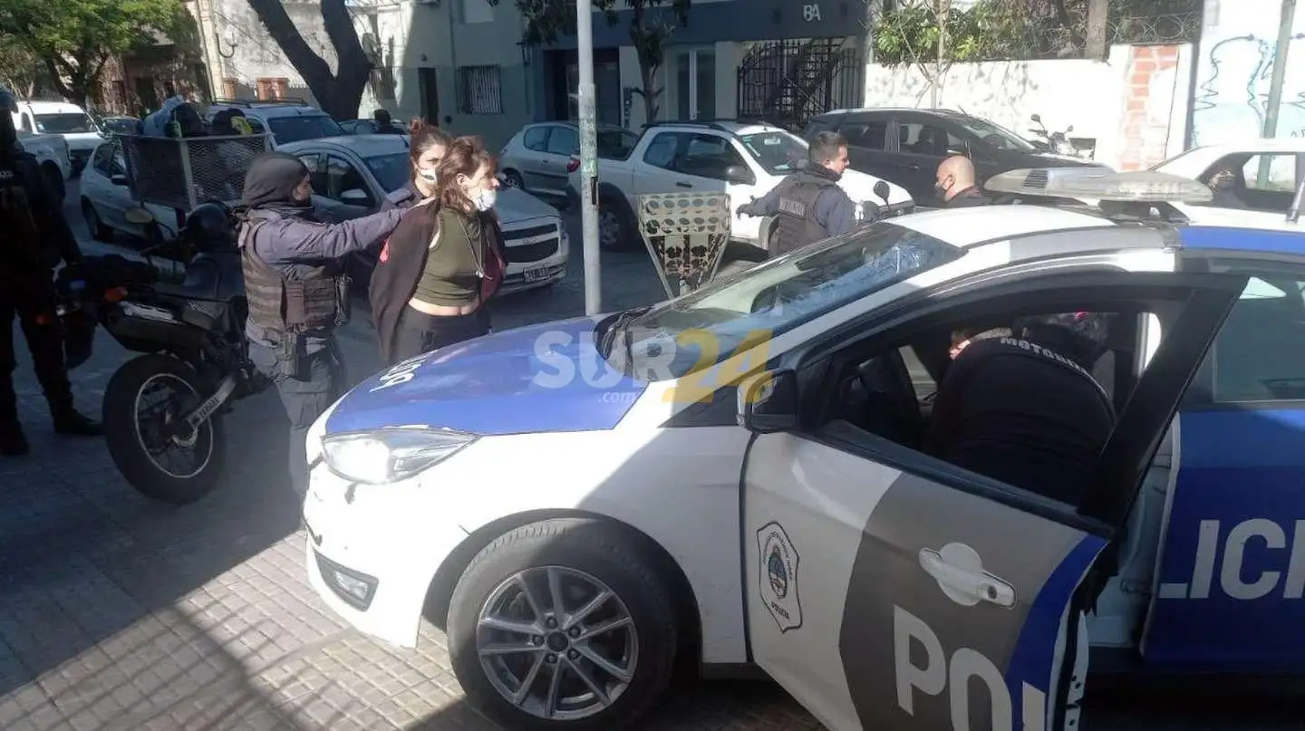 De no creer: una docente dejó a su bebé encerrado en el auto