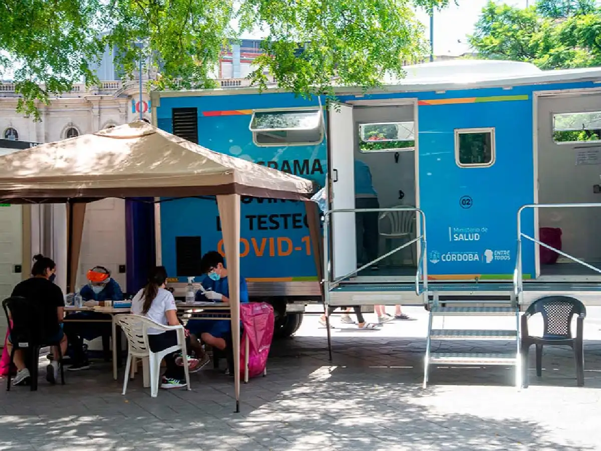 Hay  1,8 millones de casos  de covid acumulados en Argentina