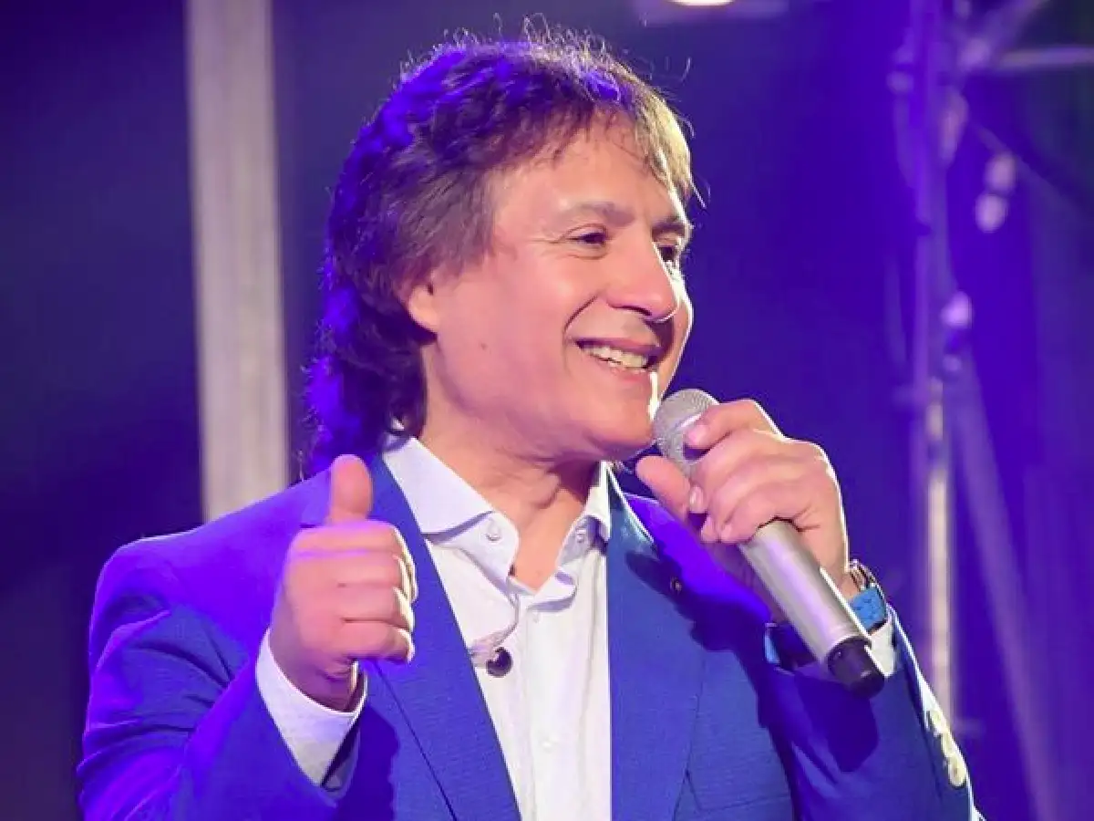 Fernando Bladys festeja  su cumpleaños en Bomberos 
