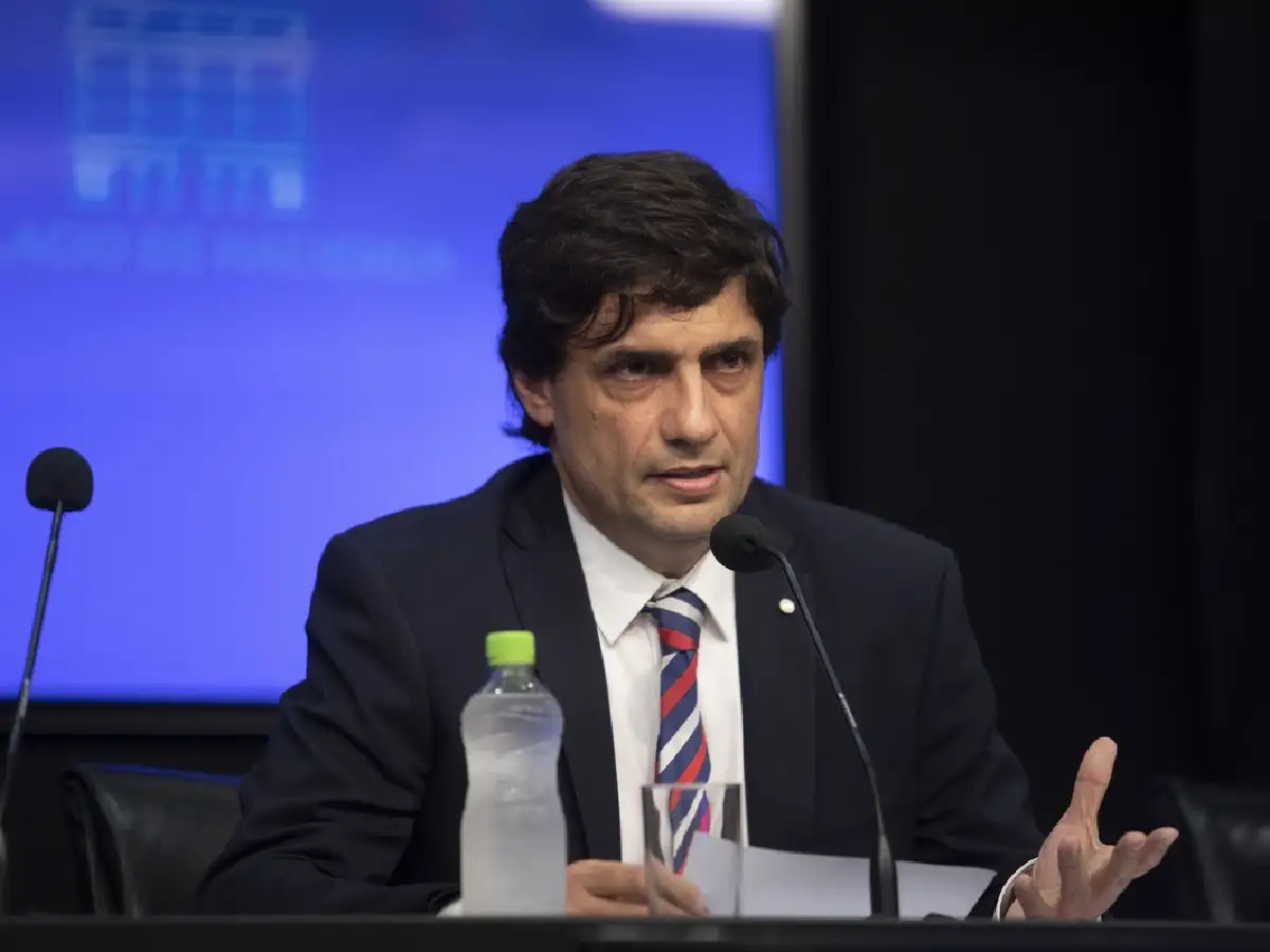 Argentina redujo la presión impositiva y el déficit fiscal pero subió la pobreza y la inflación