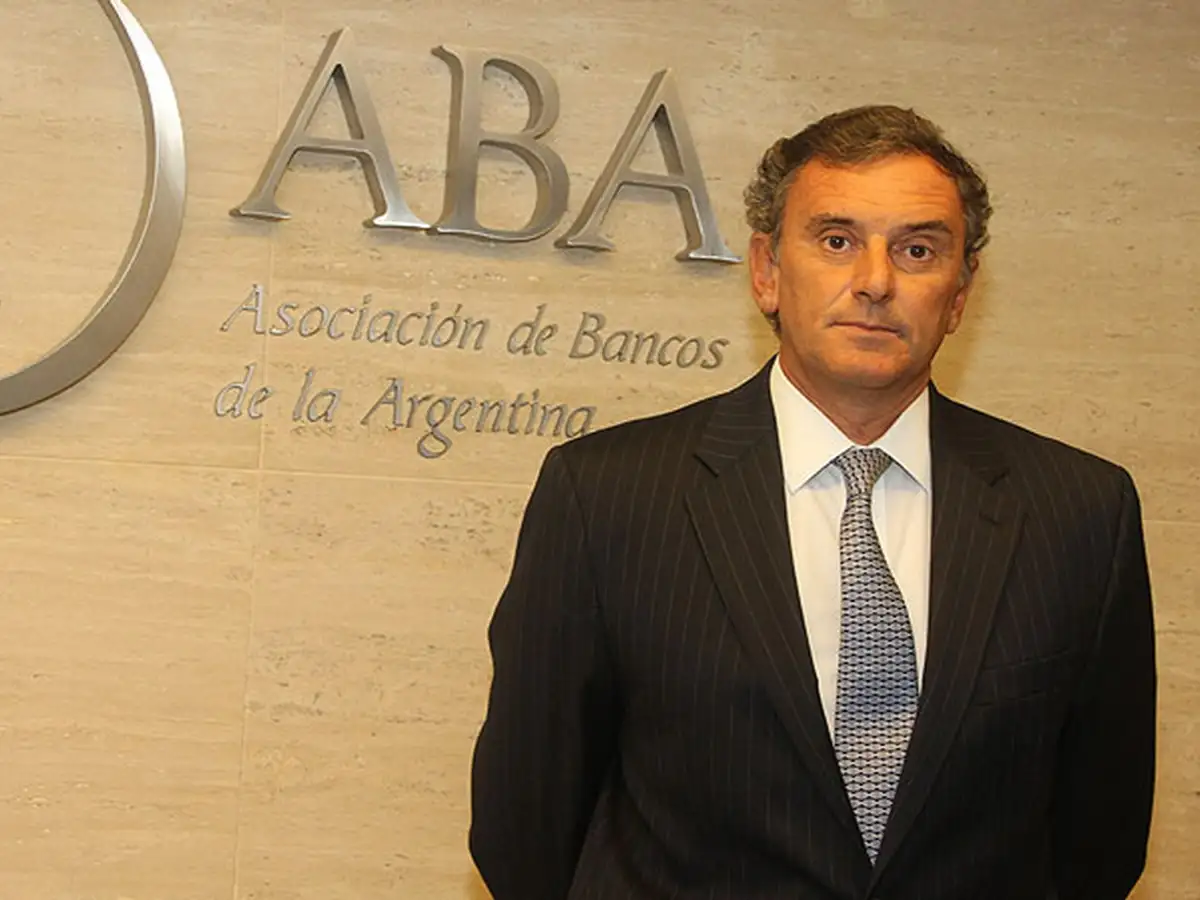 Bancos piden que las tasas de interés sean superiores a la inflación 
