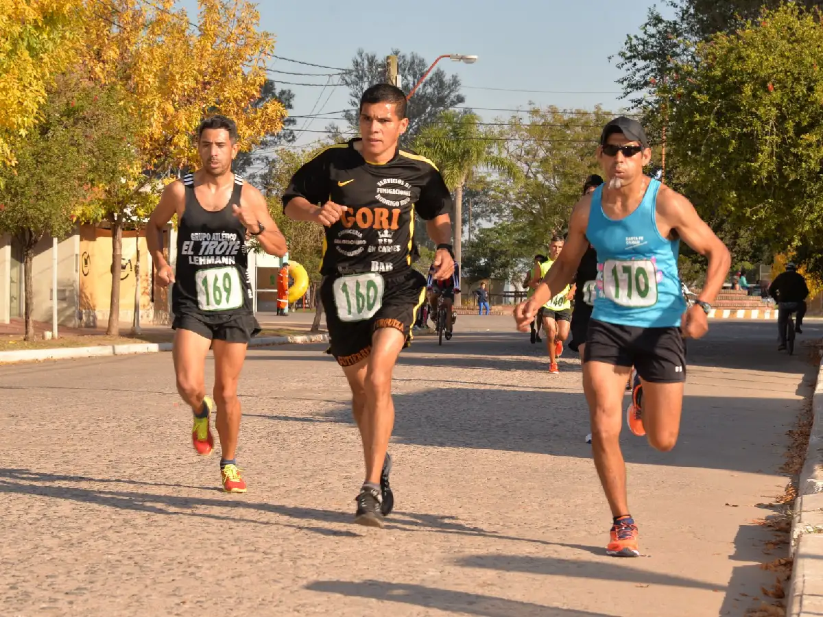 Se corre la maratón por el 128º aniversario de Porteña