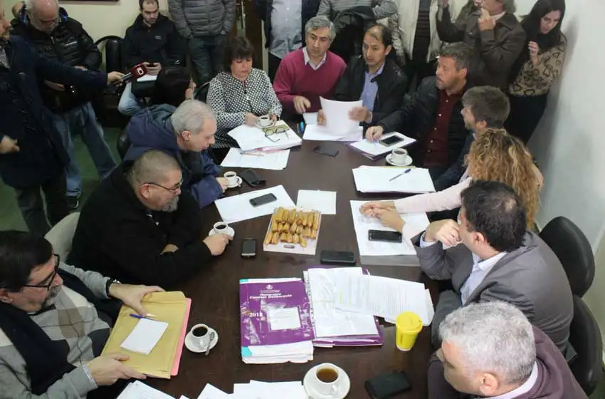 El debate por la suba del boleto a $13,55 continuará este martes