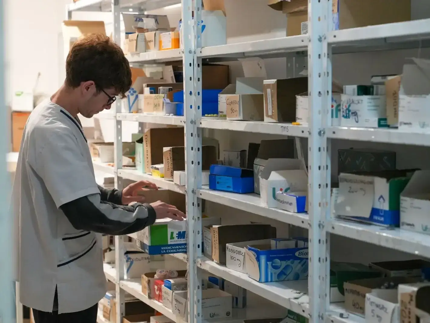 El sistema simplifica los trámites para los usuarios y aporta información para facilitar la continuidad de los tratamientos, optimizar la planificación y el abastecimiento de medicamentos.