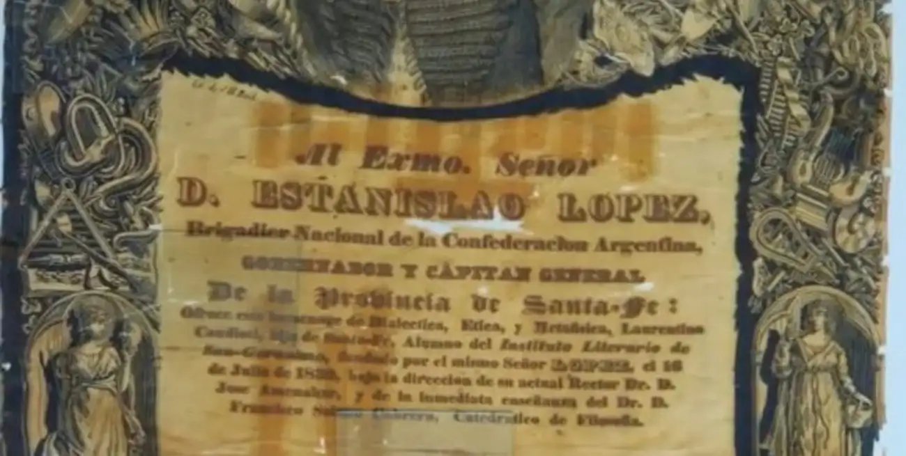 Litografía de Hipólito Bacle que representa a Estanislao López. Impresa en tela, seguida de un texto en el que el alumno del Instituto de San Jerónimo Laurentino Candioti le rinde homenaje. Museo Histórico Provincial Julio Marc.