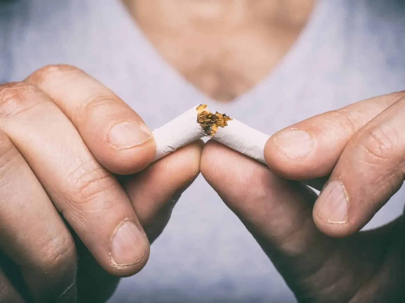 Según estimaciones globales, alrededor de 37 millones de adolescentes de entre 13 y 15 años consumen tabaco en todo el mundo.