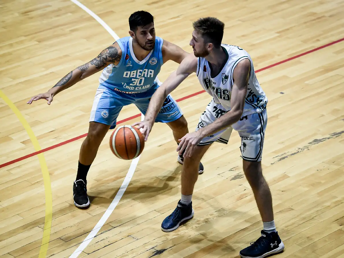 Atenas no pudo con Oberá TC