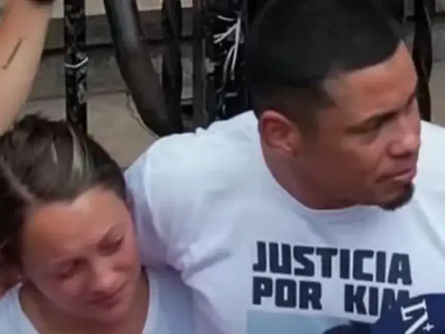 Los padres en el Juzgado de Menores (foto: Agencia Noticias)