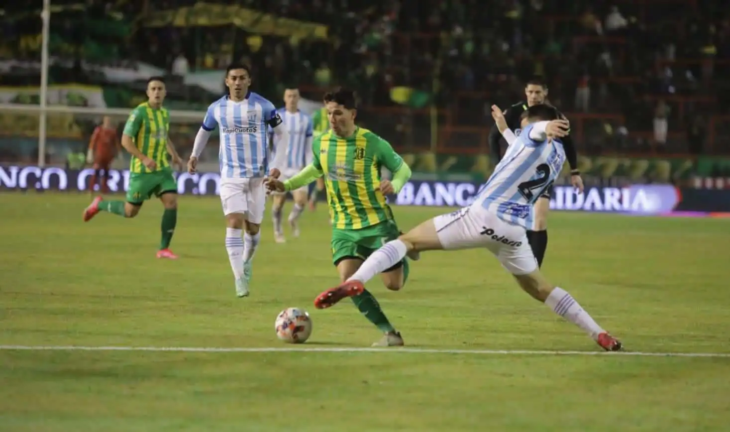 Aldosivi perdió y no pudo salir de la zona de descenso