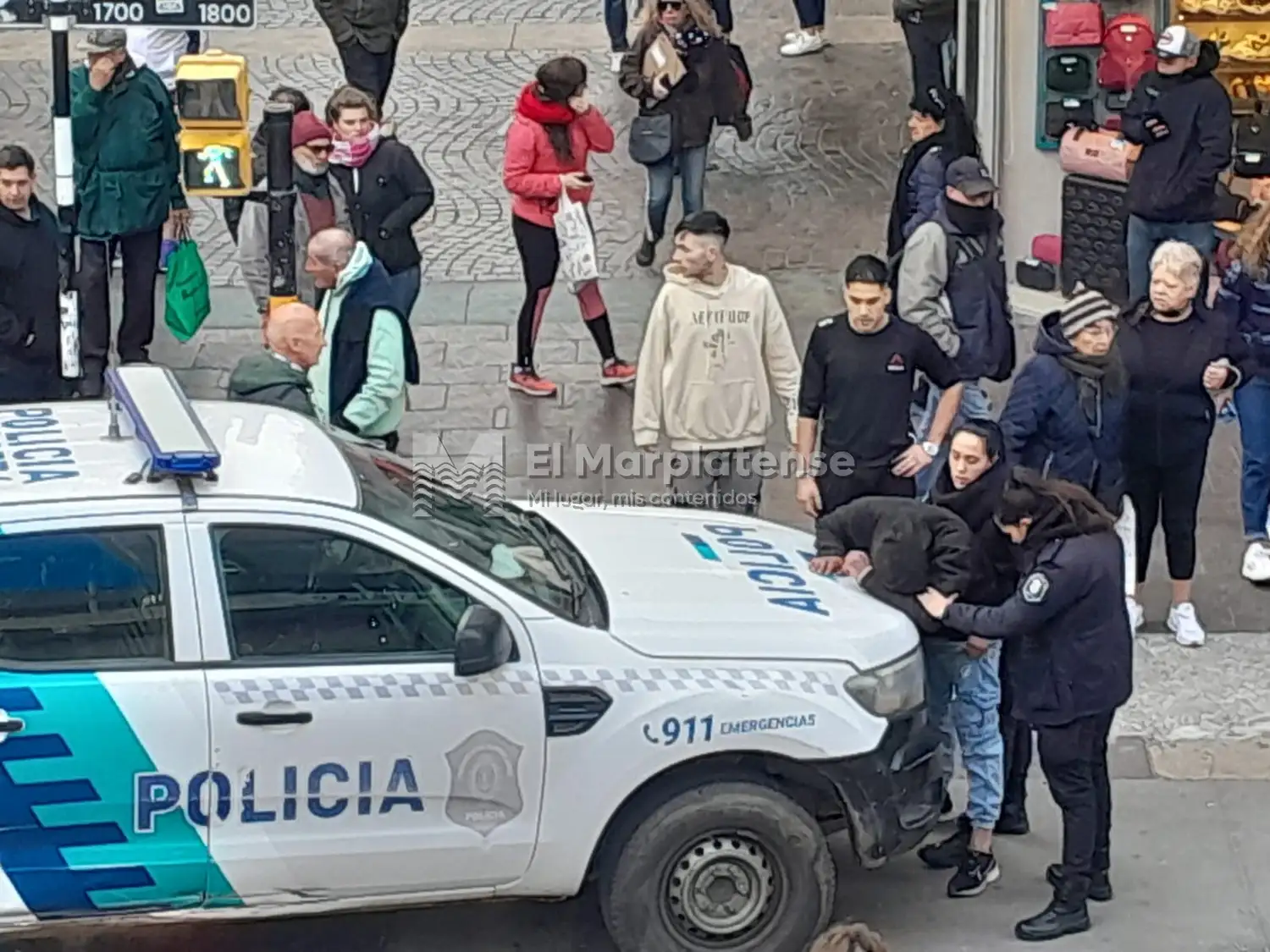 El sujeto fue detenido tras la golpiza