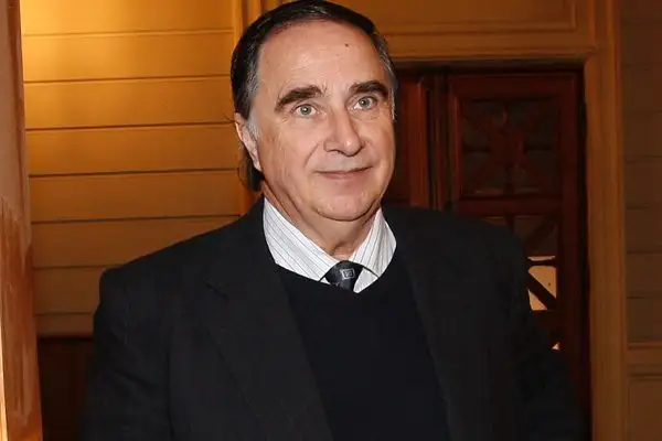 Chile: Millonarias pensiones por invalidez a ex militares sanos