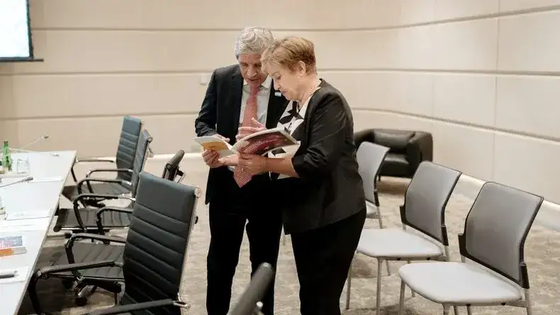 Georgieva y Caputo se reunieron en Tailandia para continuar con las negociaciones