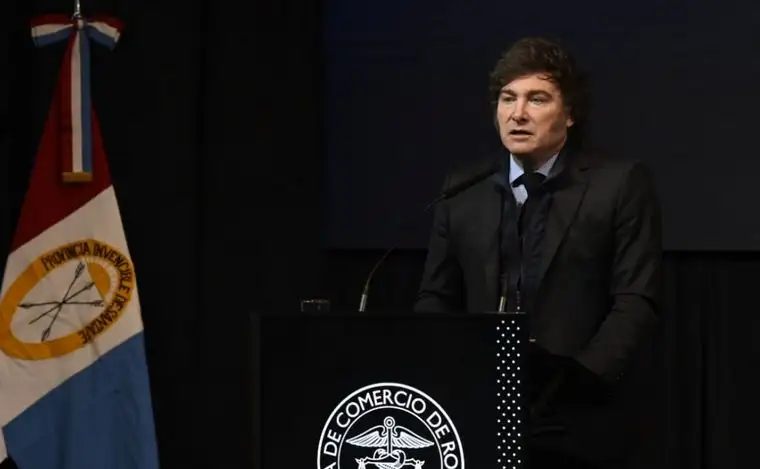 El presidente disertó en la Bolsa de Comercio de Rosario