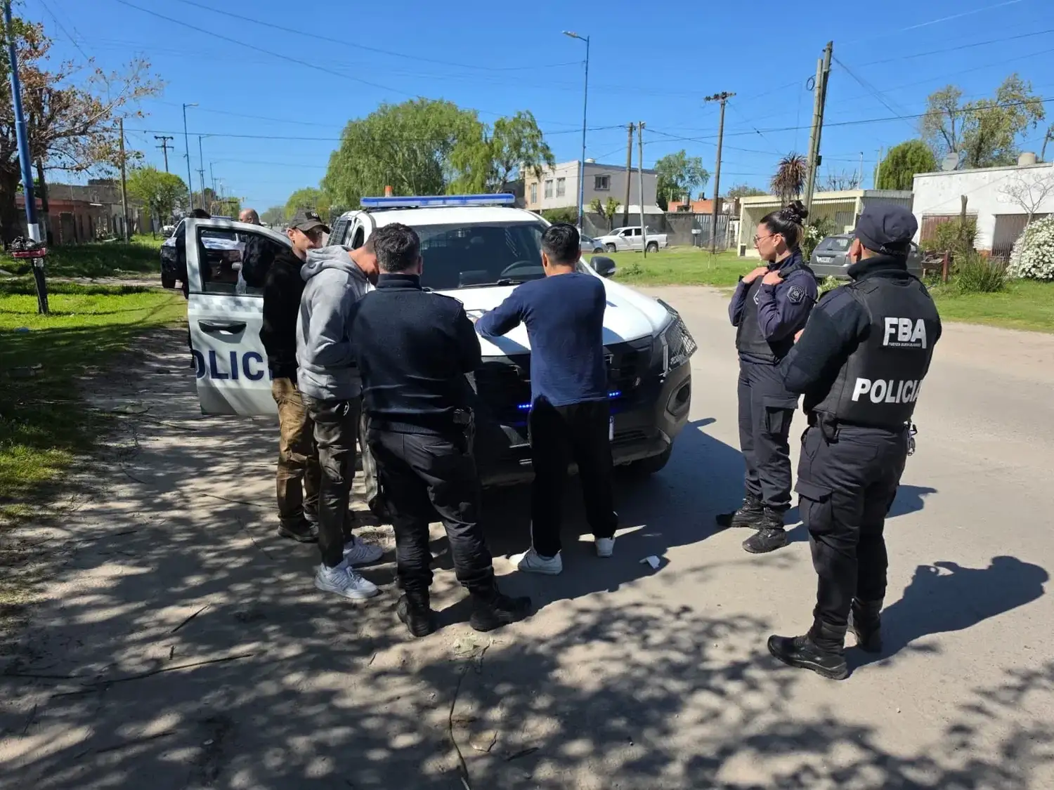 La fiscalía, a cargo de la Dra. Salas, dispuso que los elementos secuestrados fueran entregados a la víctima y ordenó el traslado del imputado a la Unidad Penal N.º 44 de Batán.
