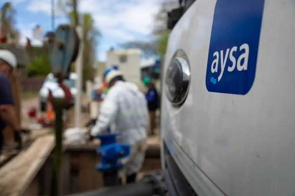 PBA: la justicia frenó la privatización de AySA