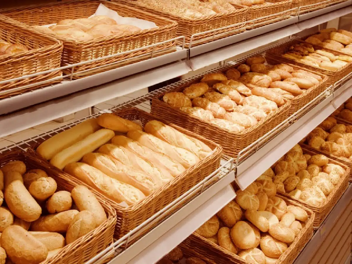 A partir de este miércoles, el pan aumenta $7 y los criollos $10