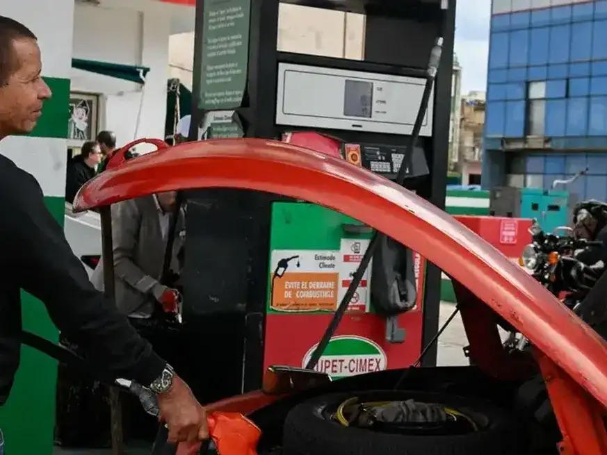 El combustible en Cuba escasea cada vez más, lo que tiene devastadoras repercusiones en todo el país.