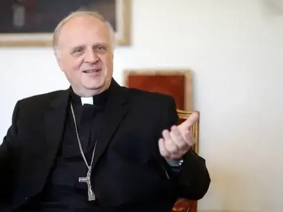 Llega al país el nuevo embajador del Vaticano y crece la expectativa por una visita del papa León XIV