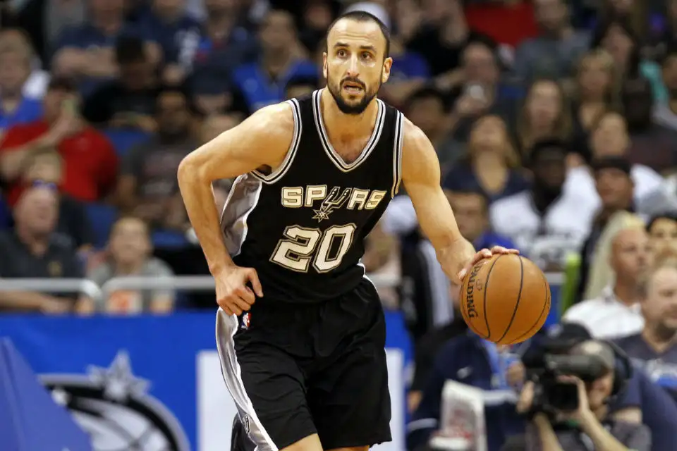 Ginóbili seguirá otro año en la NBA