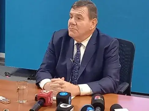 Montenegro también fue consultado por la investigación judicial vinculada con la licitación del estadio y sostuvo que la causa “fue cerrada”.