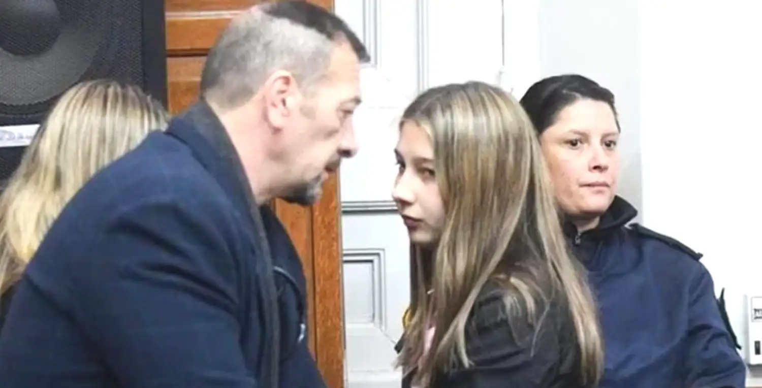 Nahir Galarza le escribió en redes sociales un polémico mensaje a su papá: “Una pesadilla”