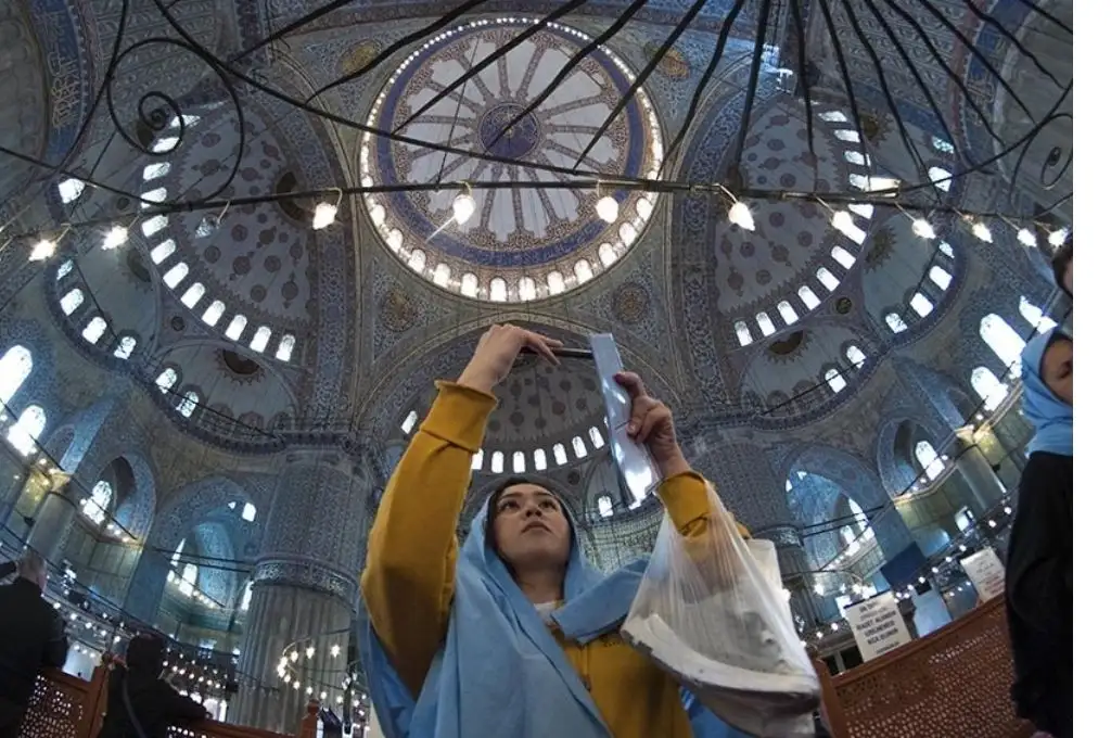 Prohíben los rezos masivos nocturnos de Ramadán en las mezquitas