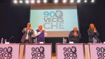 “Pepe” Mujica pasó por Rosario y conmemoró al Che