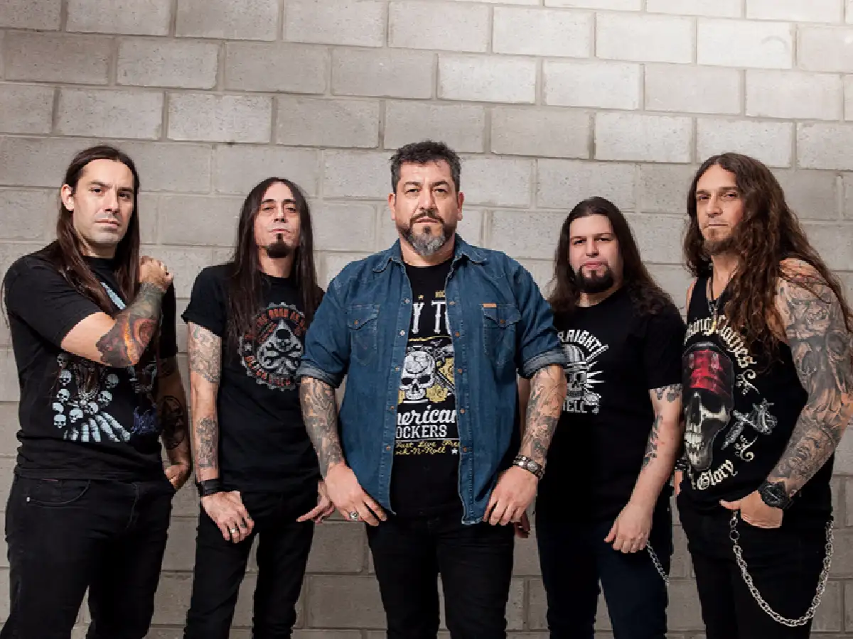 Horcas se suma al show de Slayer